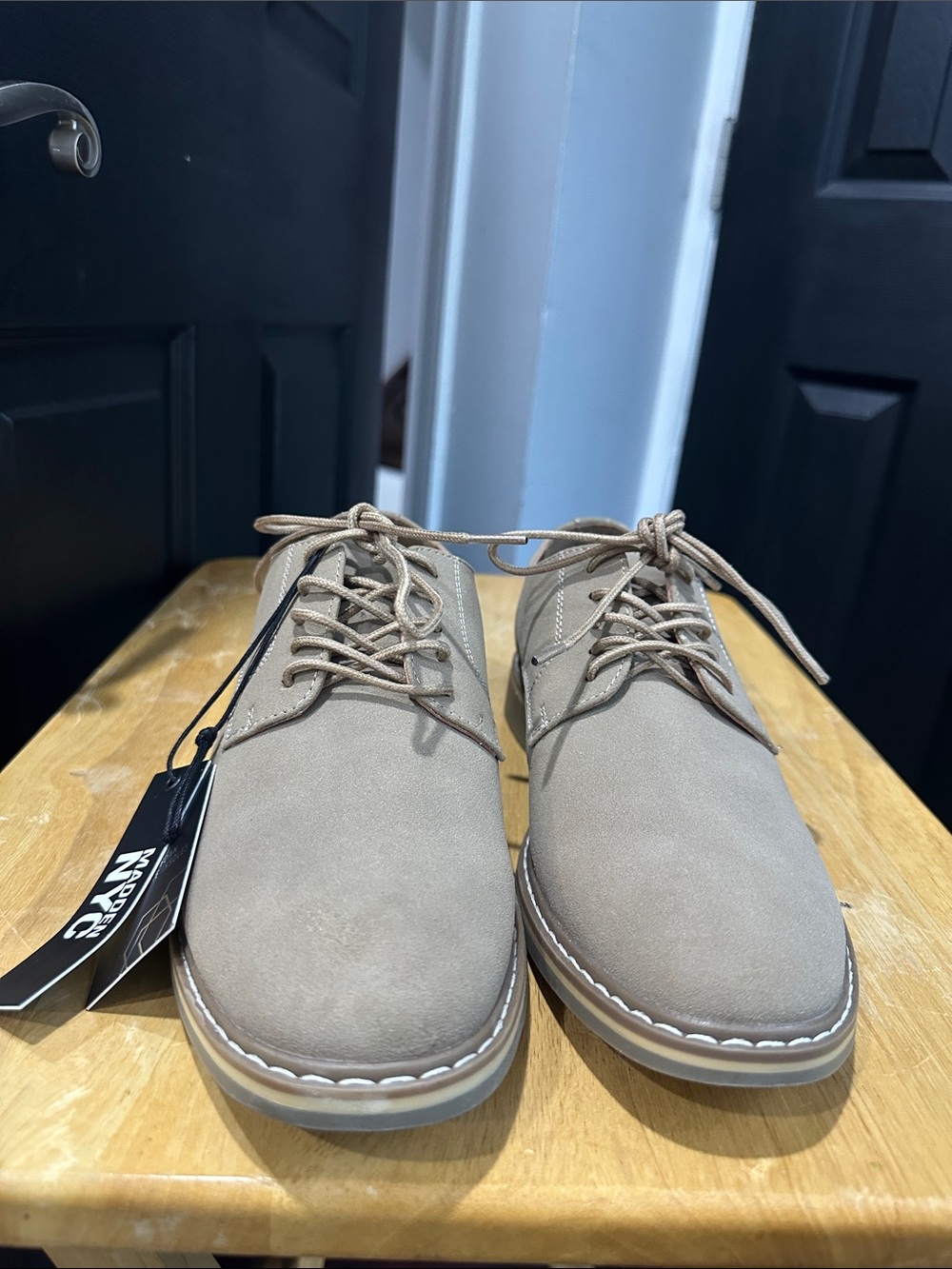 Young Men's Casual Lace-Up Shoes in Taupe